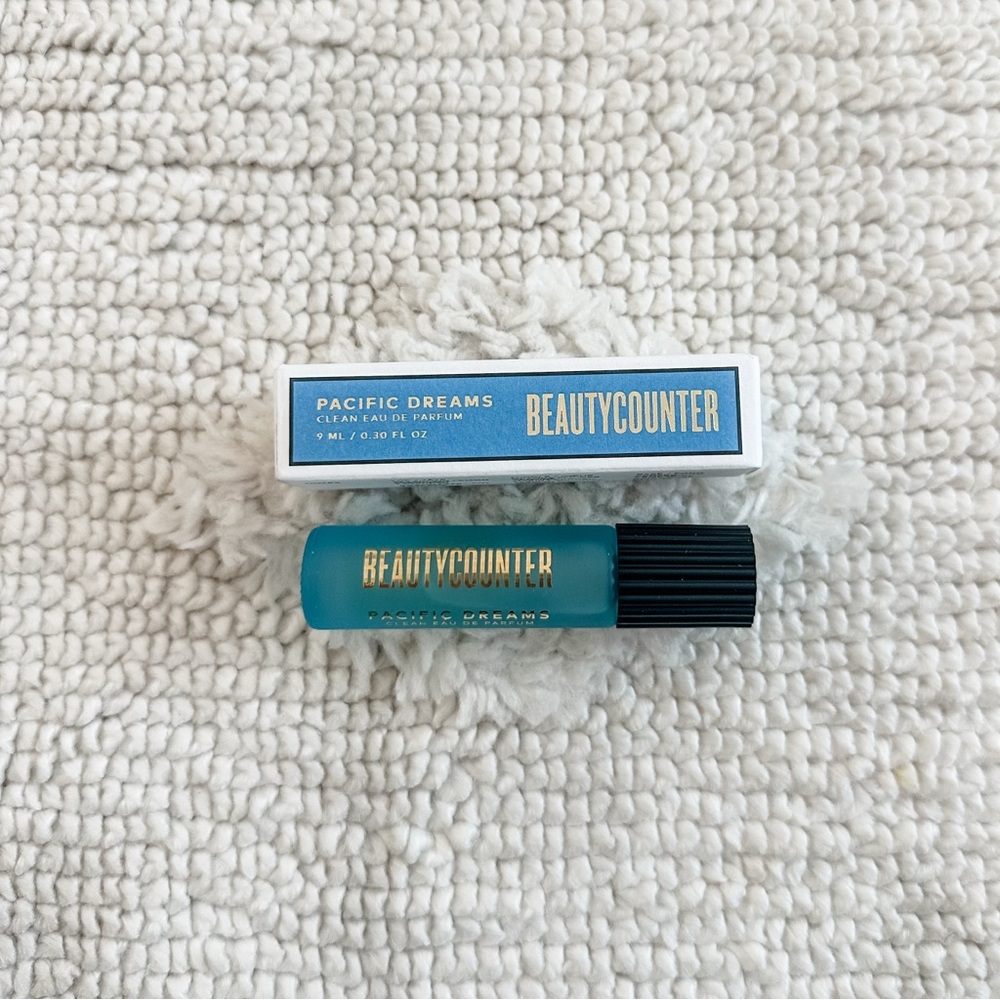 Beautycounter Pacific Dreams Roller - Teal & Black